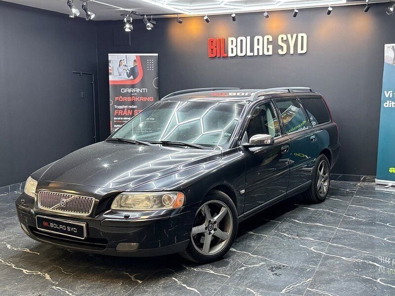 Svart Begagnad 2005 Volvo V70 Dynamic Kombi | 34 800 kr (Marknadspris) - Bild 1/4