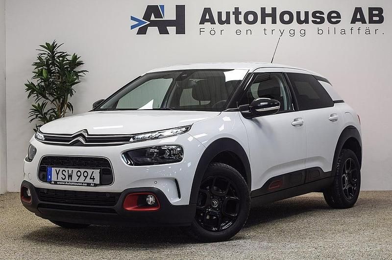 Vit Begagnad 2018 Citroën C4 Cactus PureTech Halvkombi | 139 000 kr (Marknadspris) - Bild 1/4