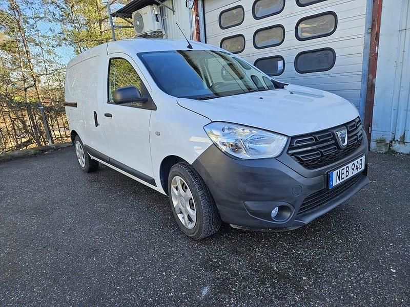 Begagnad Dacia Dokker Express 95 HK (69 kW) 2021 Vit Van