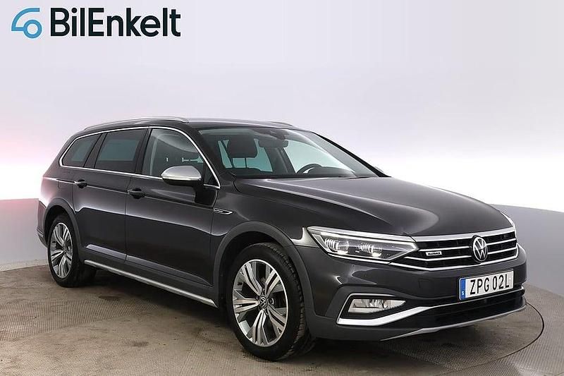 Begagnad VW Passat Executive 200 HK (147 kW) 2020 Mörkgrå SUV