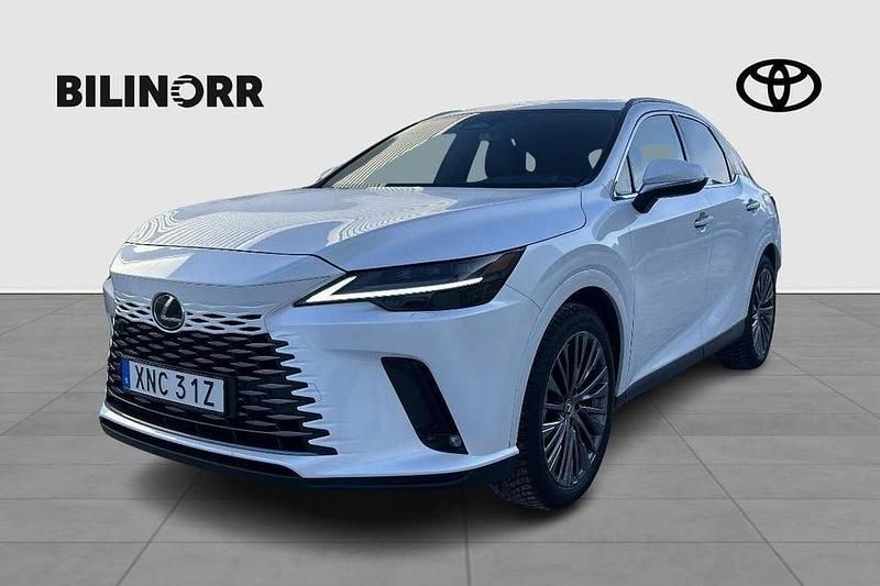 Vit Begagnad 2023 Lexus RX350h Executive Line SUV | 639 900 kr - Bild 1/4