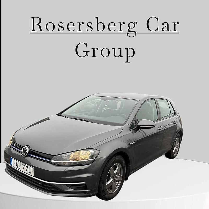 Grå Begagnad 2019 VW Golf VIII Halvkombi | 159 900 kr (Bra pris) - Bild 1/1