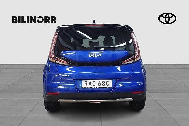 Begagnad Kia Soul EV Advance 152 kW (207 HK) 2022 Blå SUV