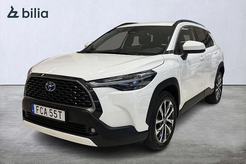 Begagnad Toyota Corolla Cross Style 152 HK (111 kW) 2022 Vit SUV