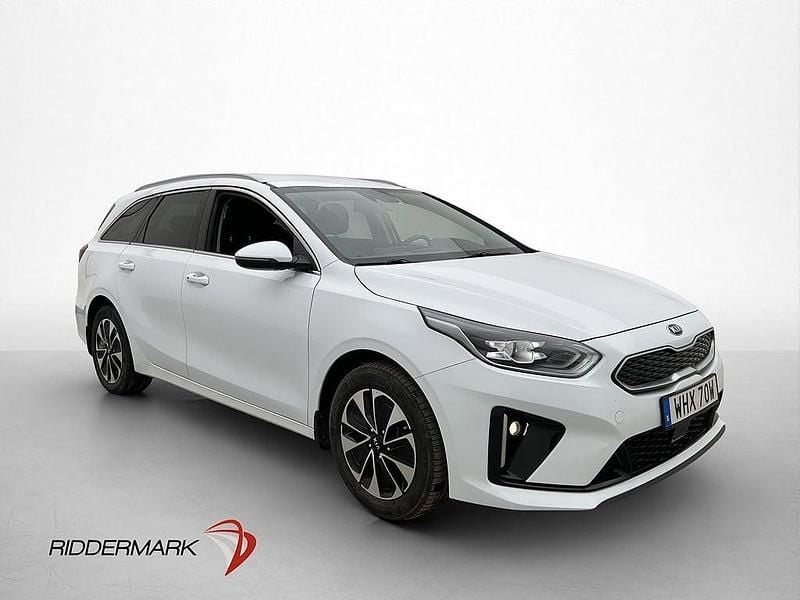 Begagnad Kia Ceed Sportswagon Advance 141 HK (103 kW) 2020 Vit Kombi