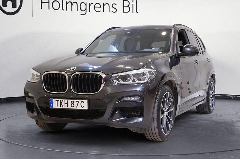Sophistogrå metallic Begagnad 2019 BMW X3 M Sport SUV | 339 900 kr (Dyr) - Bild 1/4
