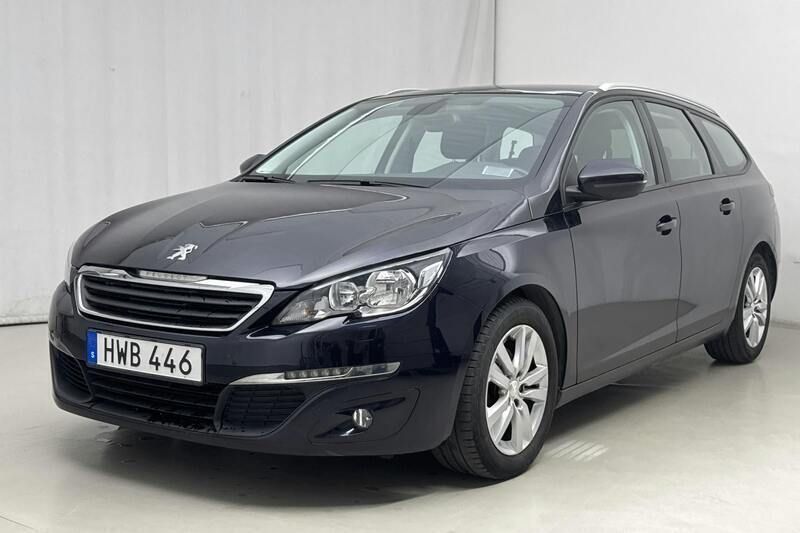 Mörkblå Begagnad 2015 Peugeot 308 Active+ | 102 000 kr (Lite dyr) - Bild 1/4