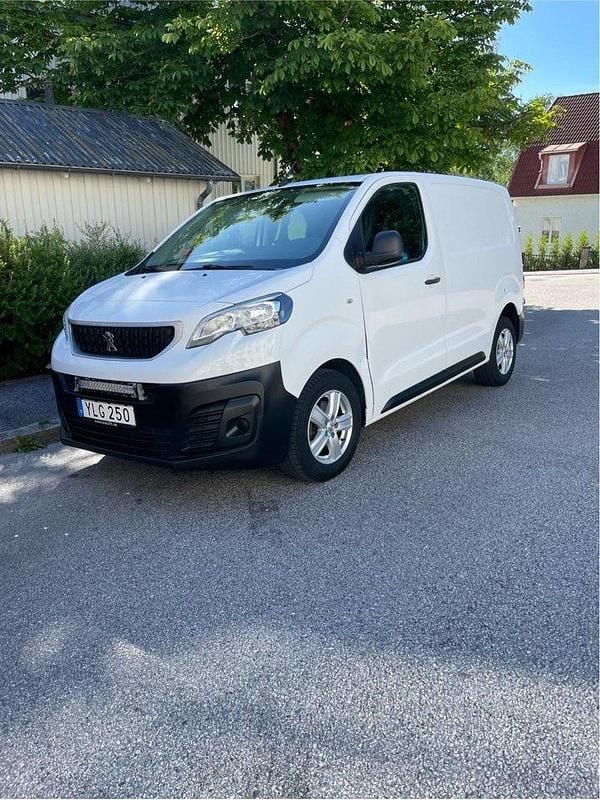 Vit Begagnad 2017 Peugeot Expert Van | 85 000 kr (Marknadspris) - Bild 1/1