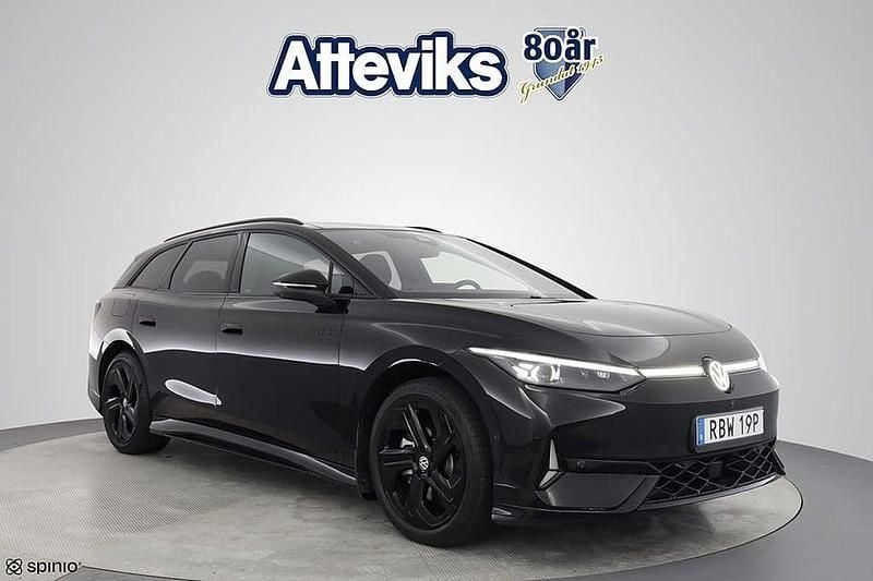 Svart Begagnad 2025 VW ID.7 GTX Sedan | 599 000 kr (Bra pris) - Bild 1/4