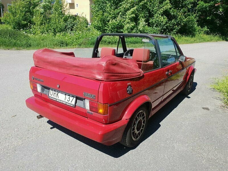 Begagnad VW Golf Cabriolet 98 HK (72 kW) 1989 Röd Cab