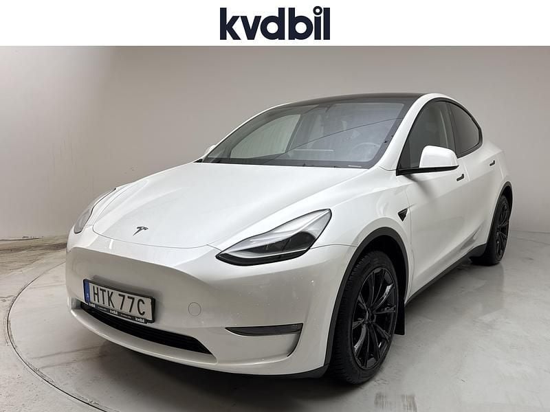 Begagnad Tesla Model Y Long Range AWD 378 kW (514 HK) 2023 Vit SUV