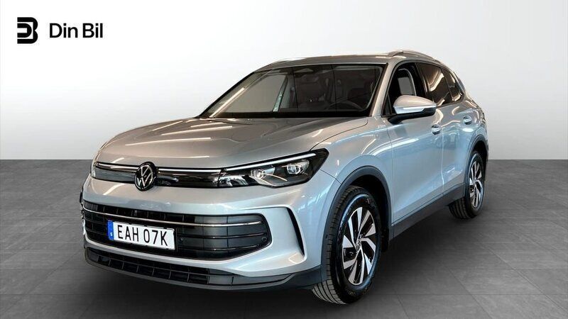 Silver Begagnad 2024 VW Tiguan Life SUV | 389 900 kr (Dyr) - Bild 1/4