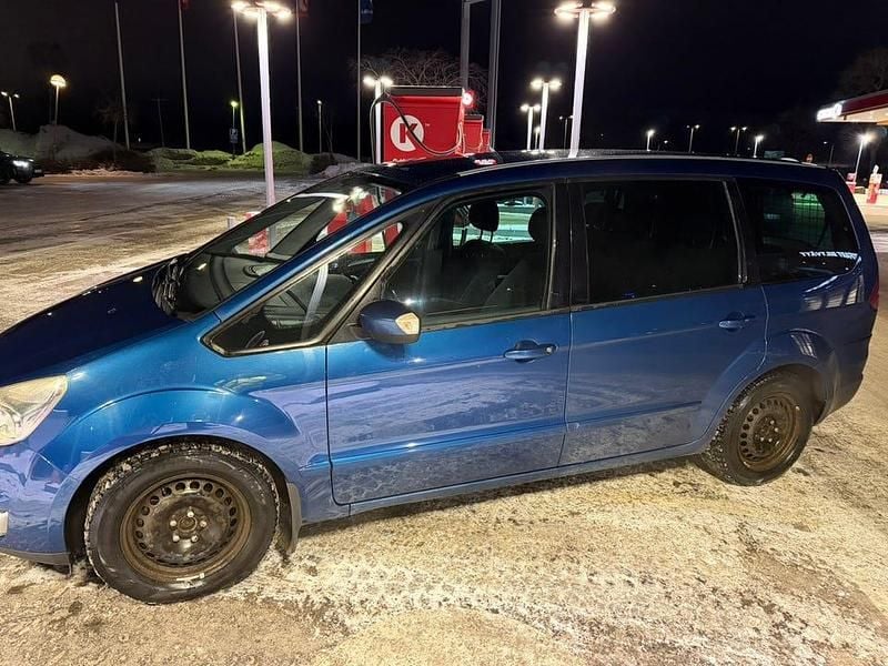 Begagnad Ford Galaxy 145 HK (106 kW) 2007 Minibuss