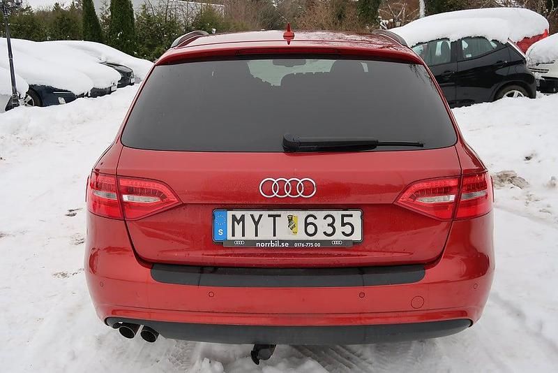 Begagnad Audi A4 177 HK (130 kW) 2012 Röd Kombi