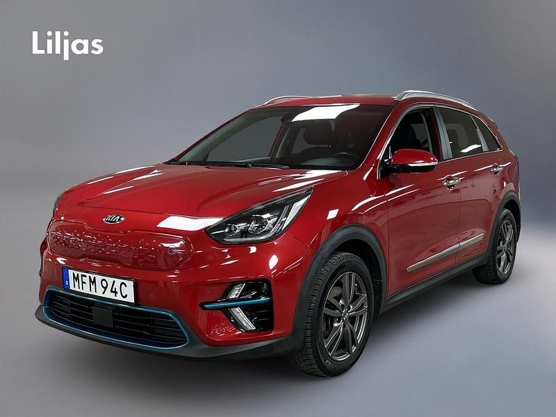 Röd Begagnad 2021 Kia e-Niro Advance SUV | 219 000 kr (Bra pris) - Bild 1/4