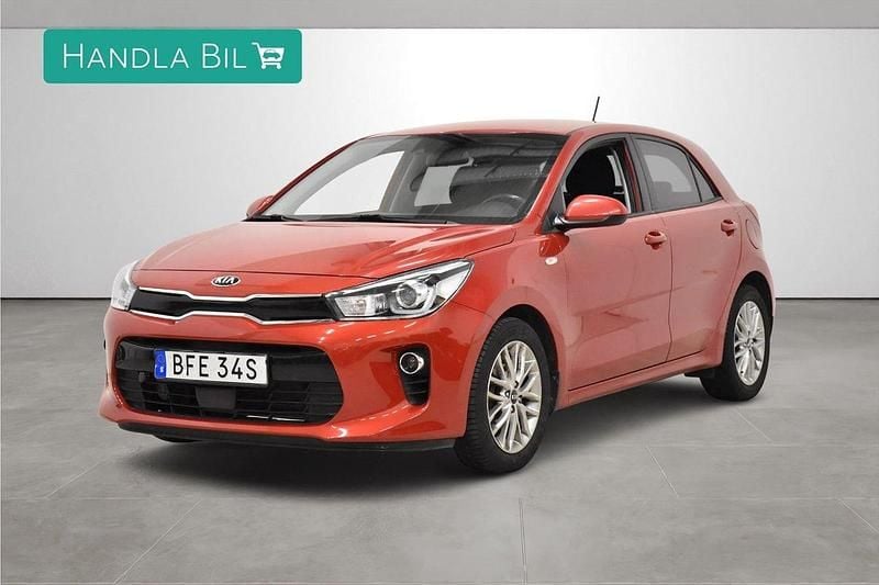 Röd Begagnad 2019 Kia Rio Halvkombi | 149 900 kr (Marknadspris) - Bild 1/4