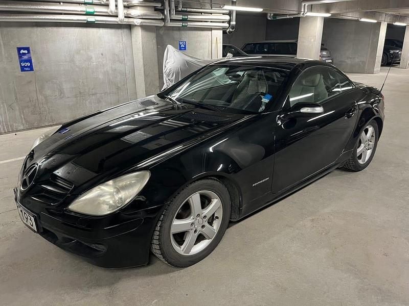 Begagnad Mercedes SLK200 163 HK (119 kW) 2005 Cab
