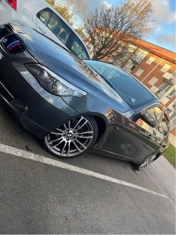 Grå Begagnad 2007 BMW 525 M Sport Sedan | 115 000 kr (Dyr) - Bild 1/4