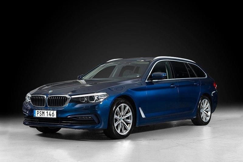 Blå Begagnad 2018 BMW 520 Sport Line Kombi | 279 000 kr (Bra pris) - Bild 1/4