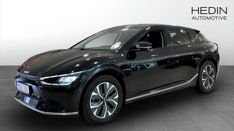 Grå metallic Begagnad 2022 Kia EV6 Plus SUV | 429 900 kr (Lite dyr) - Bild 1/4