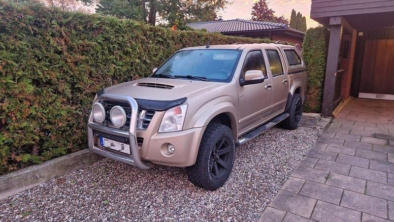 Brun Begagnad 2008 Isuzu D-Max Pickup | 70 000 kr - Bild 1/3