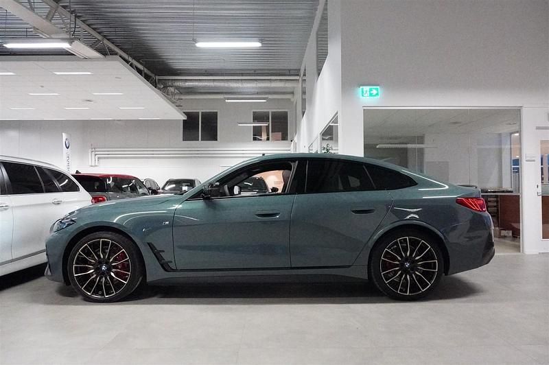 Ny BMW i4 Comfort Edition 442 kW (601 HK) 2026 Grön Sedan