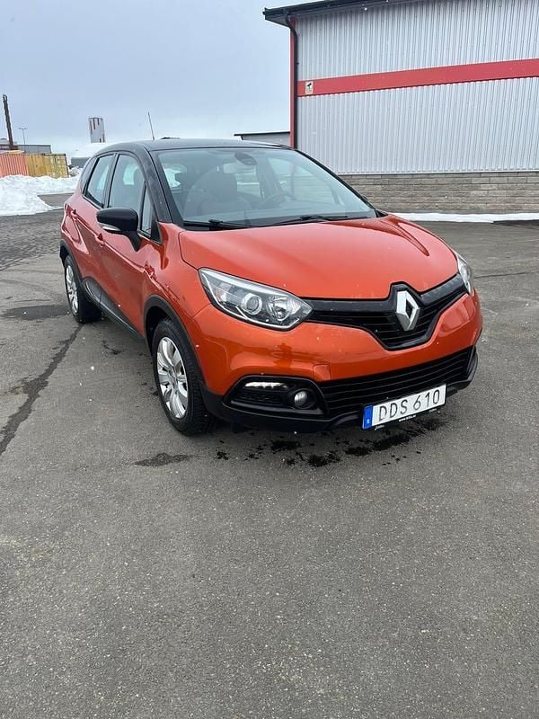 Begagnad Renault Captur 120 HK (88 kW) 2014 SUV