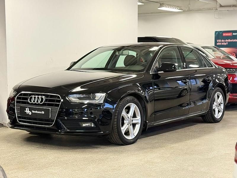 Svart Begagnad 2012 Audi A4 Sedan | 99 900 kr (Marknadspris) - Bild 1/4