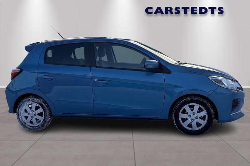 Begagnad Mitsubishi Space Star 71 HK (52 kW) 2022 Blå Kombi