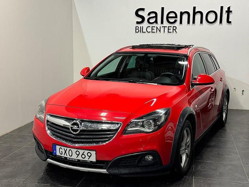 Röd Begagnad 2015 Opel Insignia Country Tourer Business Kombi | 104 900 kr - Bild 1/4