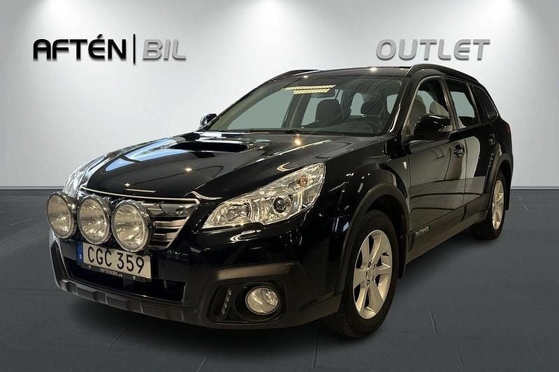 Svart Begagnad 2013 Subaru Outback SUV | 119 800 kr (Marknadspris) - Bild 1/3