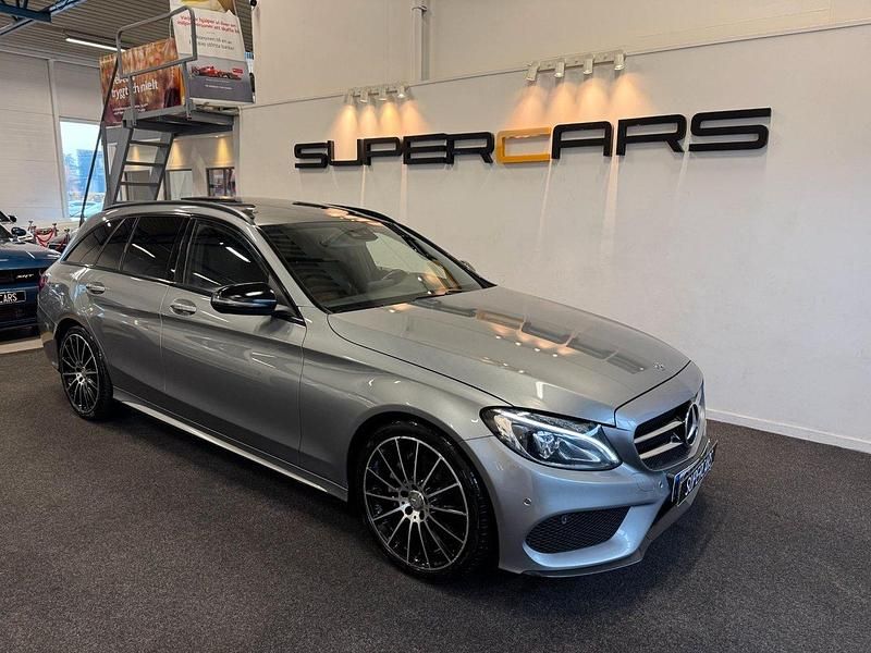 Silver Begagnad 2016 Mercedes C220 AMG Kombi | 168 000 kr (Lite dyr) - Bild 1/4