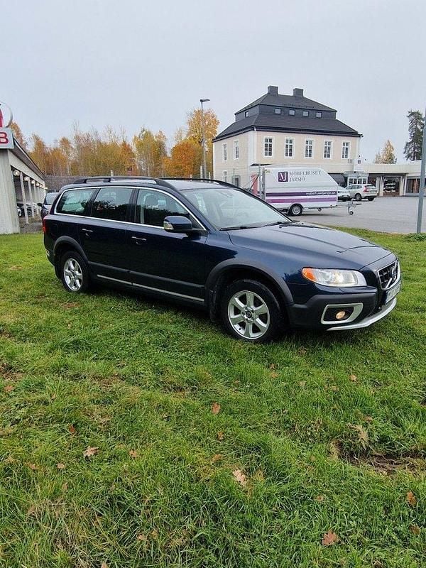 Blå Begagnad 2012 Volvo XC70 Momentum SUV | 112 000 kr (Marknadspris) - Bild 1/4