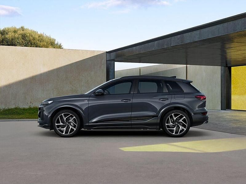 Ny Audi Q6 e-tron 314 kW (428 HK) 2026 SUV