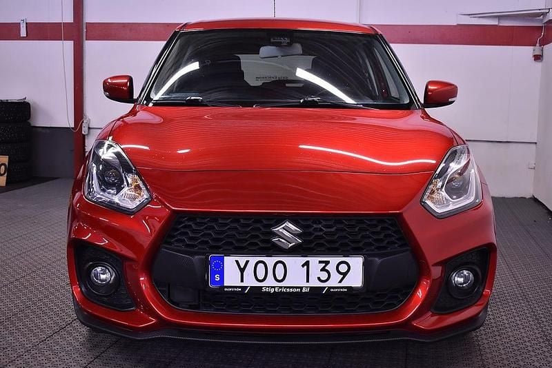 Begagnad Suzuki Swift Sport 140 HK (102 kW) 2018 Röd Halvkombi
