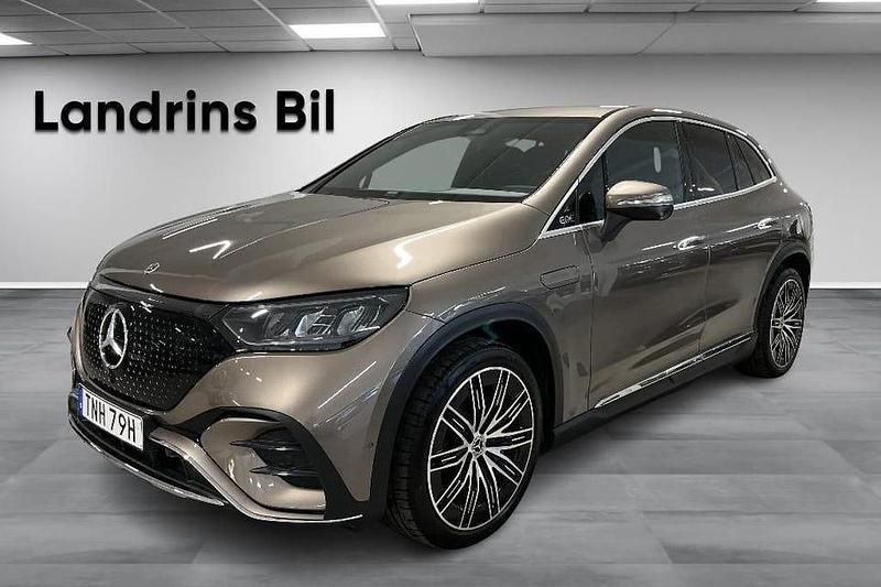 Brun Begagnad 2024 Mercedes EQE350 AMG line SUV | 769 900 kr (Marknadspris) - Bild 1/4
