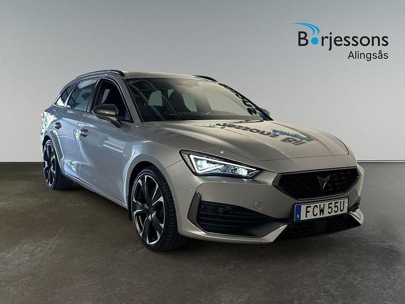 Silver Begagnad 2022 Cupra Leon Kombi | 299 900 kr (Bra pris) - Bild 1/4