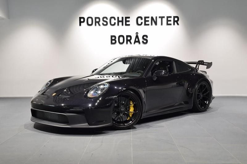 Svart (black) Begagnad 2023 Porsche 911 GT3 Sportkupé | 2 349 000 kr (Dyr) - Bild 1/4