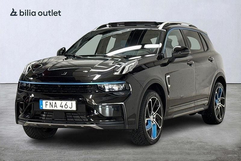 Svart Begagnad 2023 Lynk & Co 01 SUV | 314 900 kr (Marknadspris) - Bild 1/3