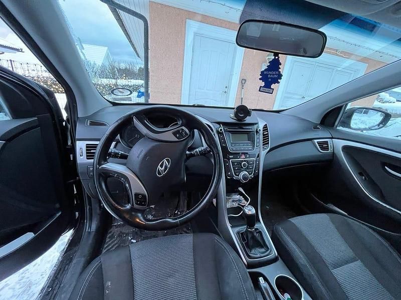 Begagnad Hyundai i30 100 HK (73 kW) 2015 Kombi