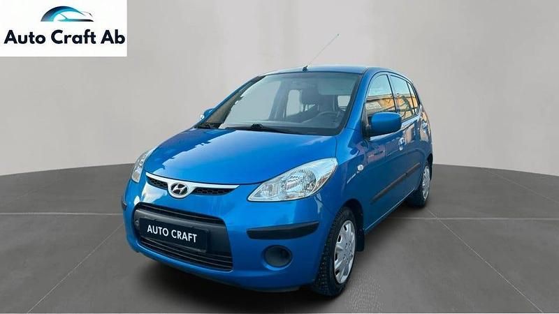 Blå Begagnad 2010 Hyundai i10 Halvkombi | 32 499 kr (Lite dyr) - Bild 1/3