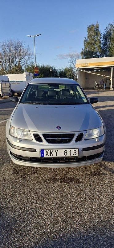 Grå Begagnad 2006 Saab 9-3 Linear Kombi | 14 999 kr (Bra pris) - Bild 1/4