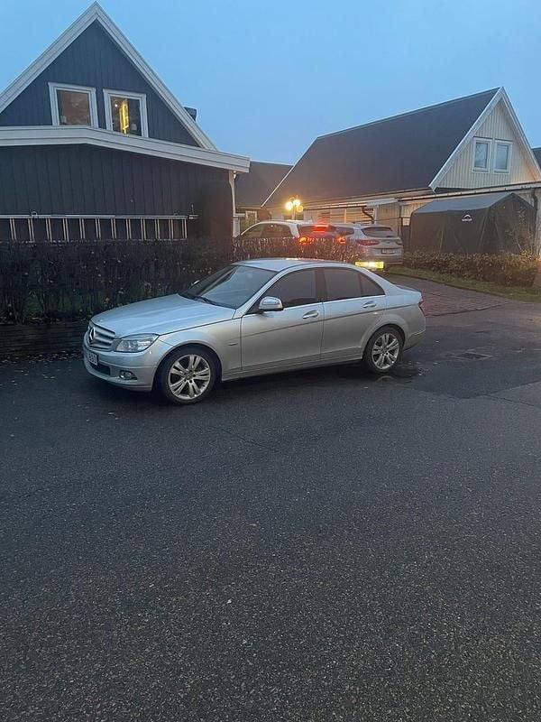 Begagnad Mercedes C280 231 HK (169 kW) 2008