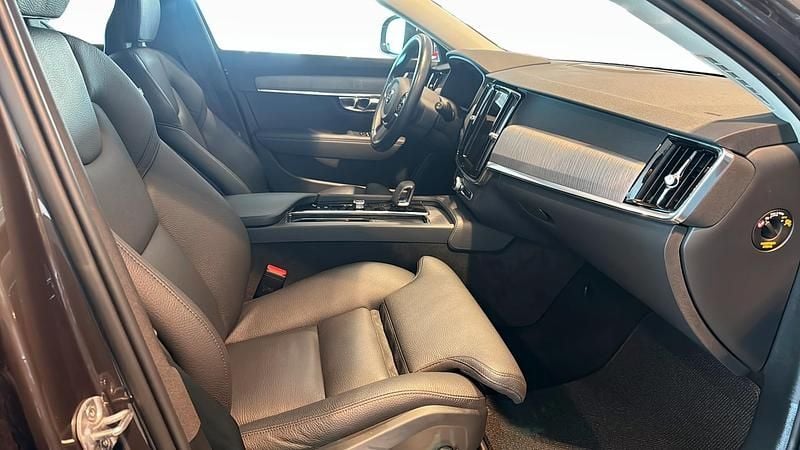 Begagnad Volvo V90 CC 197 HK (144 kW) 2022 Grå Kombi