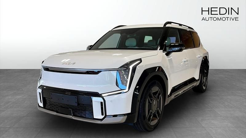 Vit (white) Ny 2025 Kia EV9 GT-Line SUV | 799 900 kr (Superpris) - Bild 1/4
