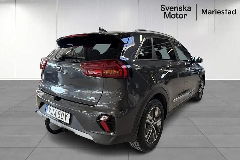 Begagnad Kia Niro Advance 143 HK (105 kW) 2021 Grå SUV