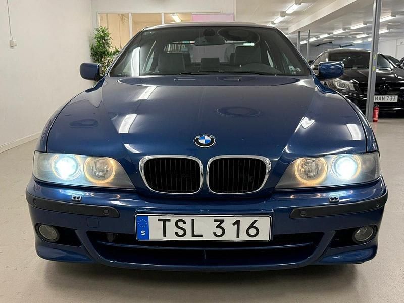 Begagnad BMW 530 M Sport 231 HK (169 kW) 2001 Blå Sedan