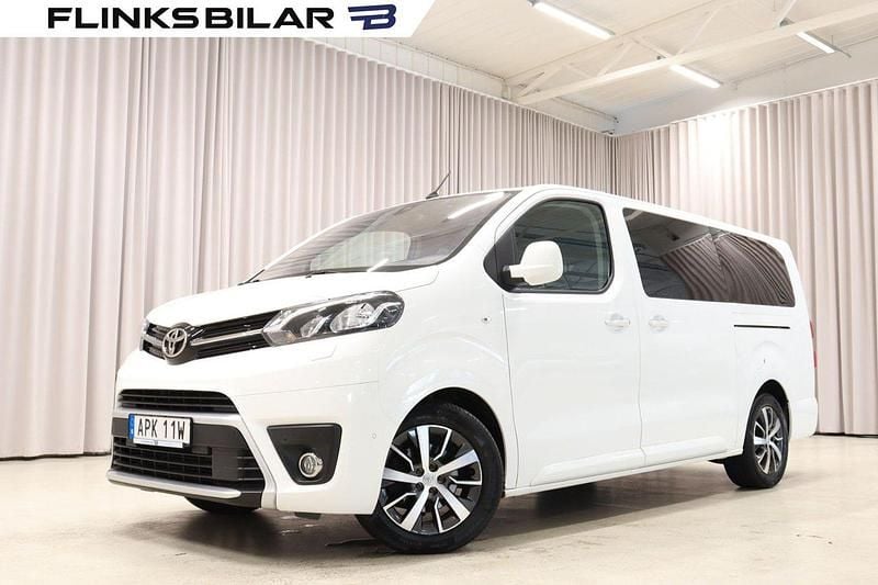 Vit Begagnad 2021 Toyota Proace Verso Kombi | 399 900 kr (Lite dyr) - Bild 1/4