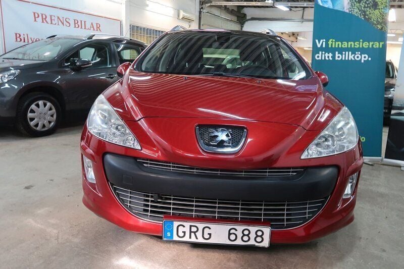 Röd Begagnad 2010 Peugeot 308 Kombi | 54 900 kr (Marknadspris) - Bild 1/4