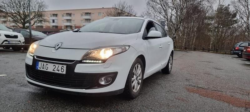 Begagnad 2013 Renault Mégane GrandTour Kombi | 40 000 kr (Marknadspris) - Bild 1/4